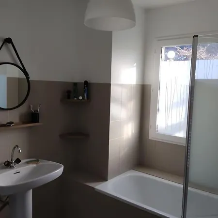 Avec Jardin Apartament